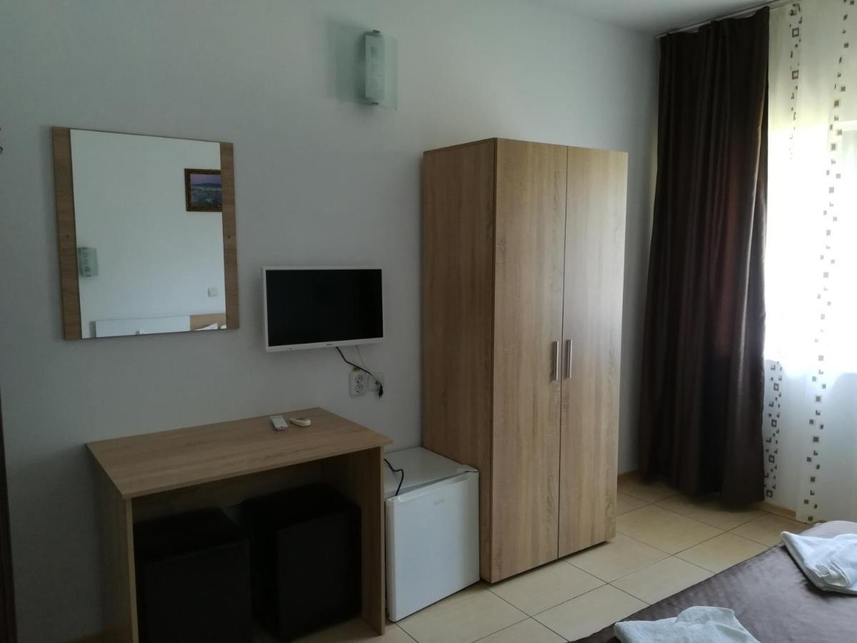 Casa Mevas Hotell Costinesti Eksteriør bilde